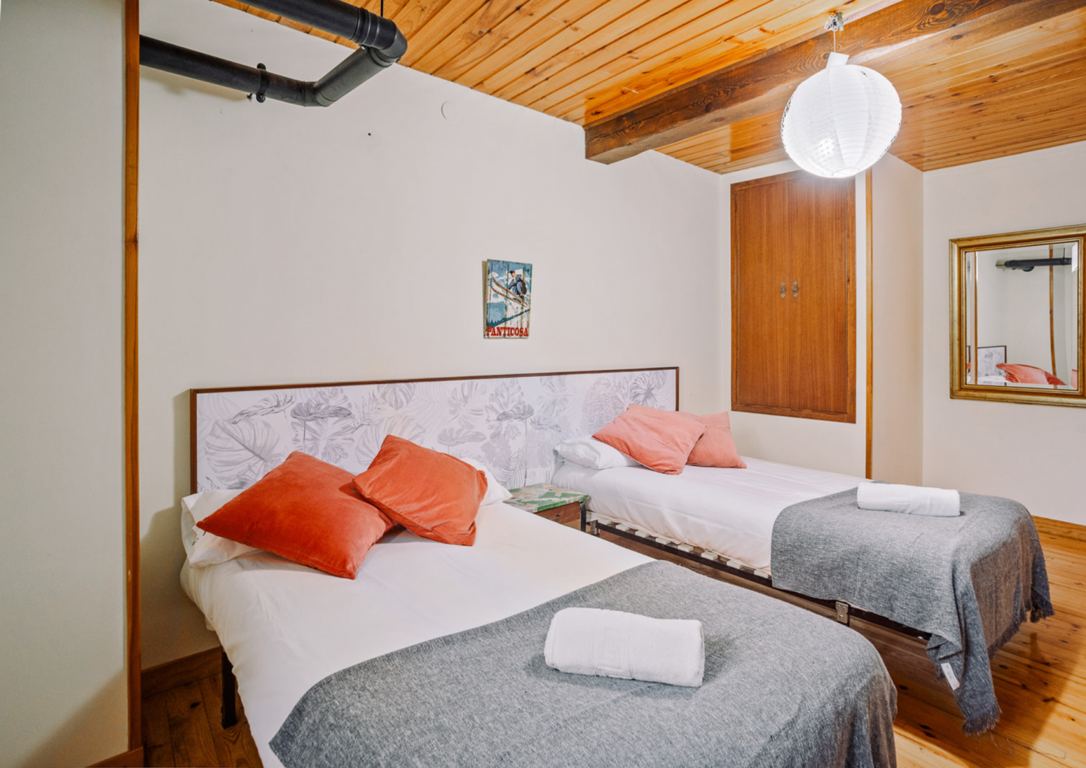 Dormitorio para 4 persona en el alojamiento Arix en Sallent de Gállego